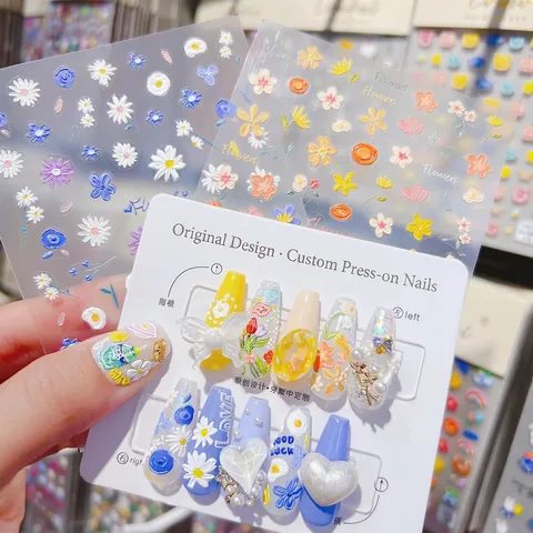 Autocollants De Nail Art En Relief 5D Floraux Mignons Style Japonais Auto-adhésifs Décoration De Manucure DIY