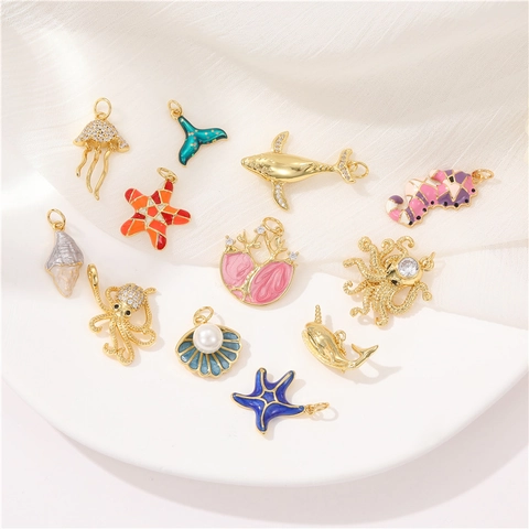 Pendenti Vita Marina Rame Placcato Oro 14K Smalto Zircone Imitazione Perla Artificial DIY Gioielli Charms Cavalluccio Marino Conchiglia Stella Marina