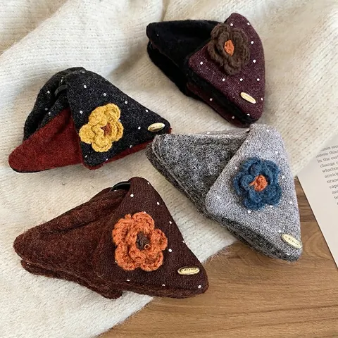 Knitted Triangle Hair Claw Clip Plush Flower Polka Dot Winter Sweet Large Shark Clip For Women Hair Accessory