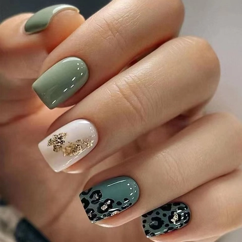 Morandi Green Gold Foil Flakes Leopard Print Short Square Press On Nails Elegant DIY Manicure Decorative Fake Nails For Women