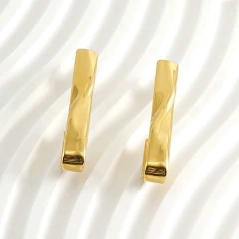 Pendientes De Barra Larga Retorcida En Forma De J Acero Inoxidable Chapado En Oro De 18K Joyas Geométricas Minimalistas