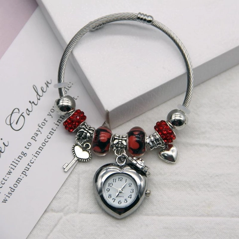 Fashion Women Bangle Watch Heart Shaped Dial Beaded Bracelet With Key Rose Heart Pendants Alloy Quartz Wristwatch For Lady