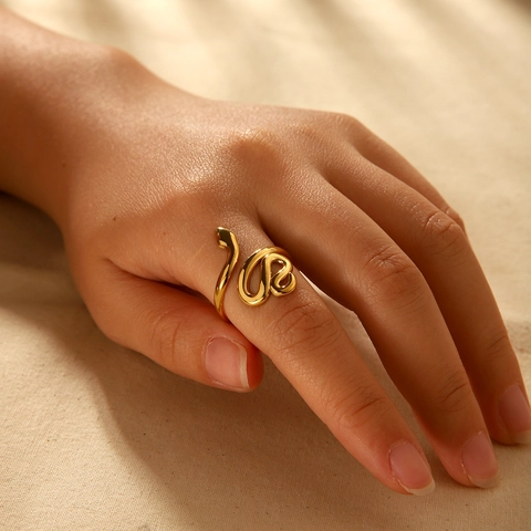 Anillo De Serpiente Acero Inoxidable Chapado En Oro Minimalista Envolvente Estilo Punk Vintage Para Mujer