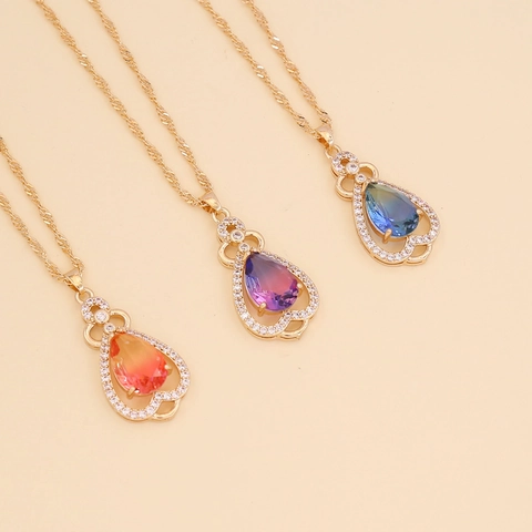 Elegante Tropfenanhänger Halskette Mit Farbverlauf Glas Und Strass Gold Kupfer Legierung Schlüsselbeinkette Für Damen