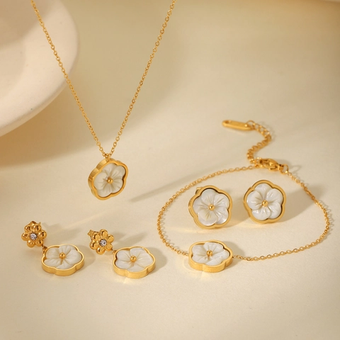 Collana Con Pendente A Fiore Elegante Acciaio Inossidabile Madreperla Zircone Petalo Gioielli Da Donna