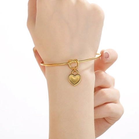 Brazalete Abierto De Acero Inoxidable Con Colgante De Corazón Diseño De Nudo Ajustable Moda Minimalista Para Mujeres