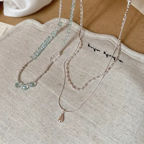 Double Layered Necklace With Water Drop Pendant Alloy Silver Plated Beaded Chain For Women Elegant Daily Wear