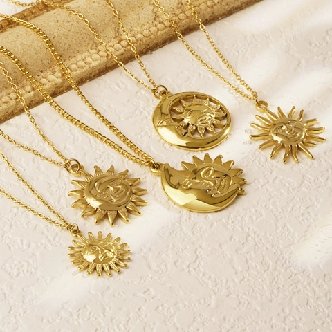 Vintage Stainless Steel Sun Moon Face Pendant Necklace For Women Gold Plated Bohemian Celestial Jewelry Aesthetic Sun Necklace