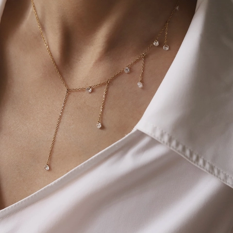 Collier à Franges en Acier Titane Plaqué Or pour Femmes Avec Pendentifs en Zirconia Délicats Bijoux Minimalistes Cadeau Anniversaire