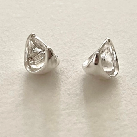 Minimalistische 925 Sterling Zilveren Geometrische Oorknopjes Onregelmatige Driehoek Vloeibaar Metaal Stijl Oorbellen Goud Zilver Dames