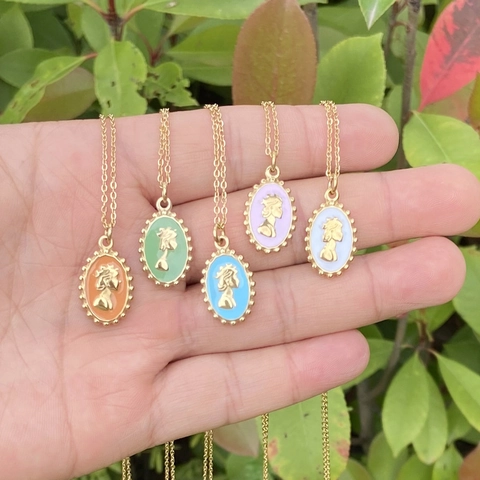 Collana Con Ciondolo A Rilievo Ritratto Cammeo Vintage Acciaio Inossidabile Placcato Oro Smalto Fascino Ovale Per Donna