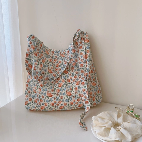 Women Crossbody Bag Cotton Canvas Floral Polka Dot Printed Slouchy Pleated Bubble Texture Slouchy Handbag Adjustable Strap