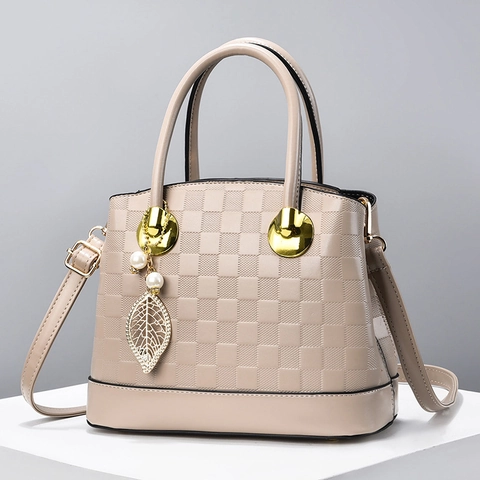 Borsa A Mano In Pelle PU A Scacchi Da Donna Con Ciondolo A Foglia Di Perla Artificial Borsa A Tracolla Goffrata Elegante Streetwear