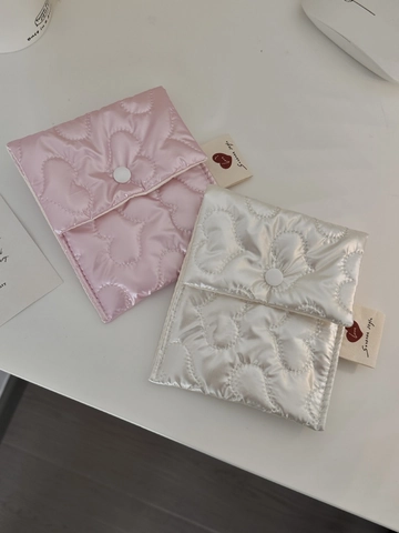 Mini Pochette De Rangement Matelassée Motif Cœur Diamant PU Brillant Sac À Serviettes Hygiéniques Portable Organisateur Maquillage