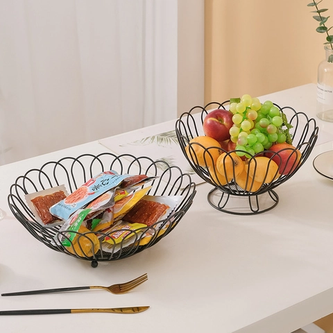 Fruit Basket Metal Wire Lotus Petal Shape Hollow Decorative Snack Bowl With Base Light Luxury Modern Tabletop Storage