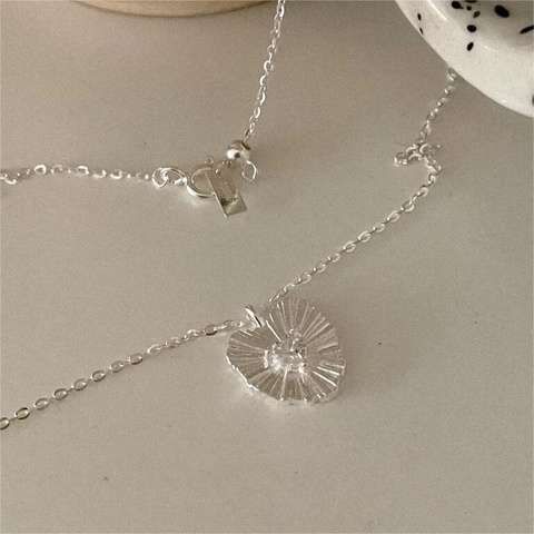 925 Sterling Silver Heart Pendant Necklace Sunburst Texture Zircon Inlaid Minimalist Elegant Jewelry For Women