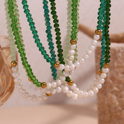 Collier Perlé en Acier Inoxydable Fait à la Main Avec Perles d'Eau Douce Strass Vert Cristal Bijoux de Mode Femme