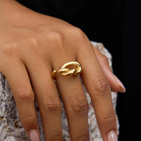 Anillo Abierto de Nudo de Acero Inoxidable Chapado en Oro de 18K para Mujer Impermeable Hipoalergénico Anillo Anudado Ajustable Joyería
