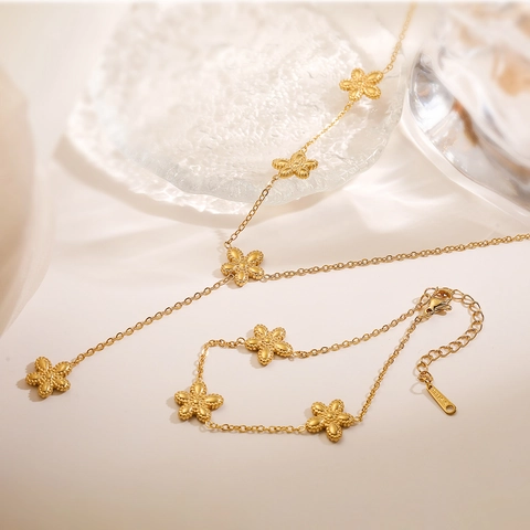 Collana Pendente Fiore Acciaio Inossidabile Placcato Oro Reale Elegante Catena Di Clavicola Per Donne Gioielli Moda