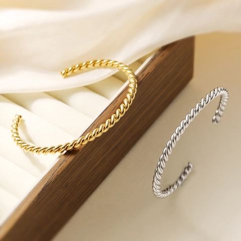 Manschettenarmband Edelstahl 18K Vergoldet Gedrehtes Seil Offenes Design Minimalistischer Vintage Stil Für Frauen