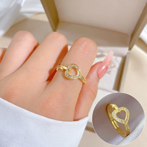 Eleganter Herzförmiger Messingring Vergoldet Hohl Mikro Pave Zirkon Offen Verstellbarer Ring Für Damen Luxusschmuck