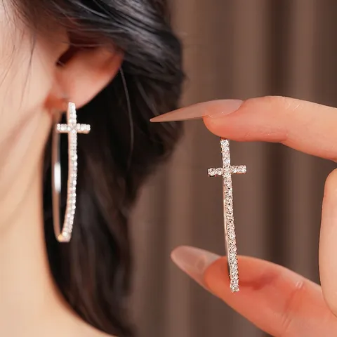 Orecchini A Cerchio Grandi In Lega Strass Con Perno In Argento Pendente A Croce Scintillante Stile Gotico Per Donne