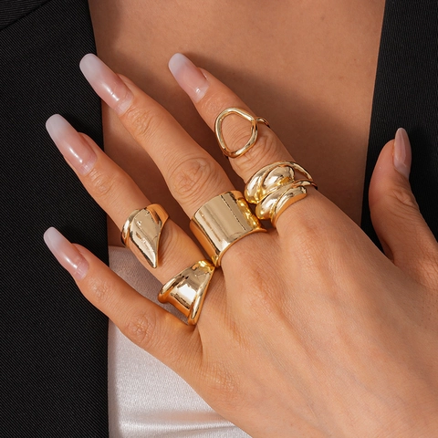 Irregular Geometric Rings Copper Alloy Gold Electroplated Modern Minimalist Stackable Finger Jewelry For Women Fashion