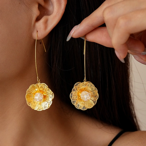 Hollow Flower Drop Earrings Copper 18K Gold Plated Vintage Zirconia Floral Hook Long Elegant Statement For Women