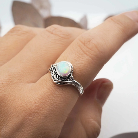 Vintage Leaf Branch Ring For Women Alloy Synthetic Opal Inlay Bohemian Antique Style Geometric Finger Jewelry