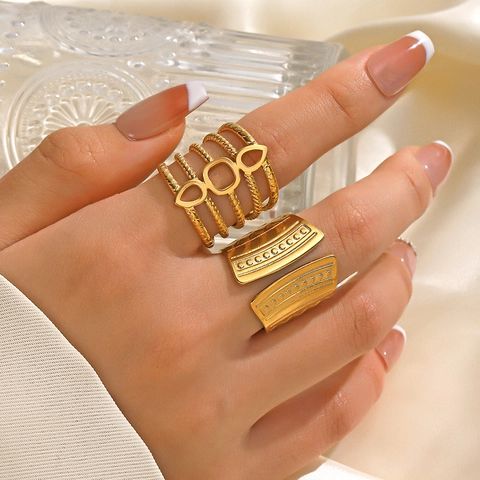 Bague Ouverte Géométrique Acier Inoxydable Plaqué Or 18K Ajustable Large Style Ethnique Vintage Femmes