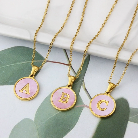 Rundes Initialen Halskette Edelstahl Rosa Perlmutt Muschel Buchstaben Anhänger Vergoldet Modeschmuck Damen