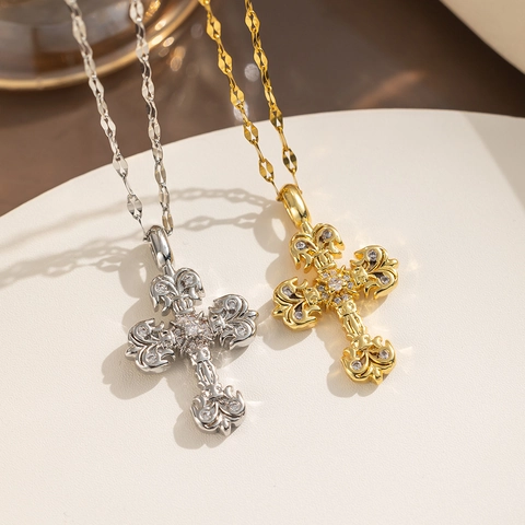 Collana Con Pendente a Croce in Acciaio Inossidabile Vintage Con Motivo a Fiamma in Strass Gioielli Religiosi Hip Hop Oro Argento