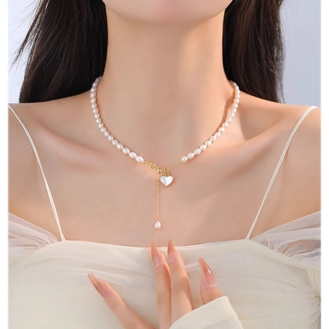 Elegante Halskette Aus Natürlichen Süßwasserperlen Mit Herz-Perlmutt-Anhänger Vergoldet Modeschmuck Für Damen