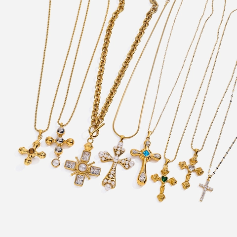Collar con Colgante de Cruz de Acero Inoxidable Chapado en Oro de 18K para Mujer Diamantes de Imitación Joyas Religiosas Impermeables