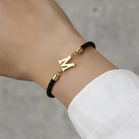 Bracciale Con Lettera Iniziale Regolabile Corda Intrecciata Nera Acciaio Al Titanio Gioielli Minimalisti