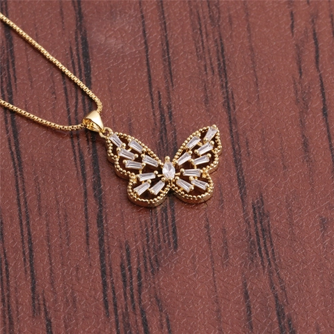 Butterfly Seahorse Turtle Ray Copper Necklace Gold Plated Colorful Zircon Inlay Box Chain Fashion Pendant Jewelry Women