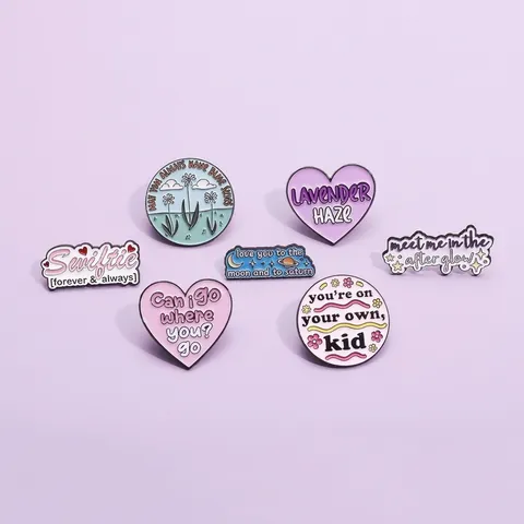 Broche de Esmalte de Aleación Creativo Dibujos Animados Flor Corazón Letra Alfiler de Solapa Estética Música Fan Joyería Regalo Insignia