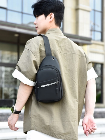 Men Chest Sling Bag Waterproof Oxford Cloth Multi Pocket Earphone Hole Adjustable Strap Lightweight Outdoor Travel Casual Style