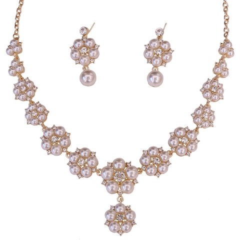 Blumencluster Imitation Künstliche Perle Strass Halskette Und Ohrringe Legierung Braut Hochzeit Schmuck Bankett Party Ohrringstecker