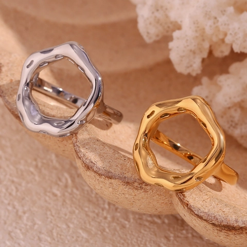 Anillo De Onda Irregular Minimalista De Acero Inoxidable Bañado En Oro De 18K Joyería De Dedo Para Mujer