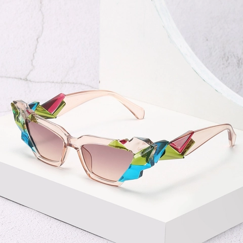 Cat-Eye-Sonnenbrille Unregelmäßiger Geometrischer Kristall PC-Rahmen UV400 Schutz Trendiges Accessoire Für Frauen