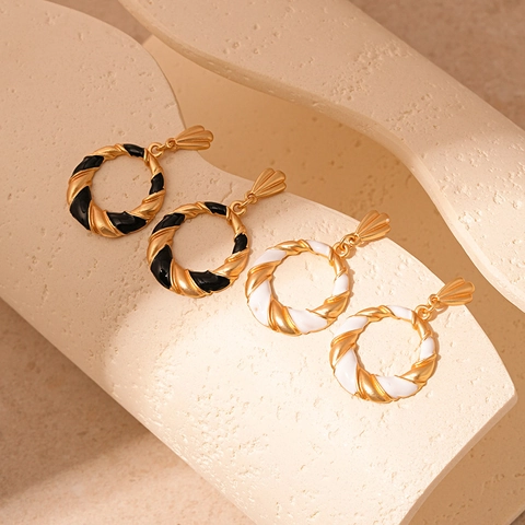 Retro Twisted Striped Round Hoop Earrings Alloy With Silver Earring Post Contrast Color Enamel Geometric Jewelry Women