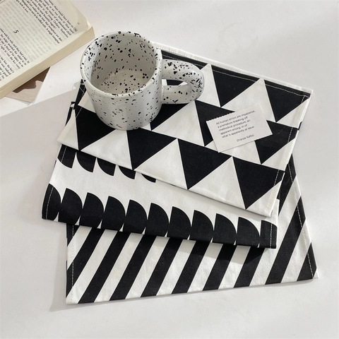 Modern Geometric Placemat Black White Cotton Linen Nordic Minimalist Table Decoration Stain Resistant Oil Proof Dining Mat