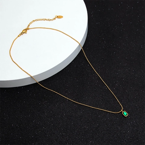 18K Gold Plated Titanium Steel Emerald Green Zirconia Pendant Necklace For Women Vintage Minimalist Rectangle Stone Jewelry