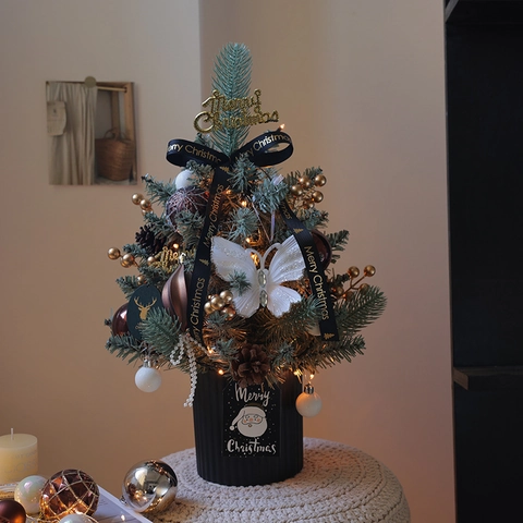 Mini Christmas Tree Desktop Decoration With LED String Lights Wooden Base Ornaments Pine Cones Ribbon Home Office Festive Tabletop Decor