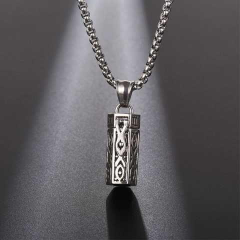 Collana Per Aromaterapia In Acciaio Inossidabile 316L Pendente Cilindro Cavo Intagliato Vintage Apertura Magnetica Bottiglia Di Profumo Gioielli