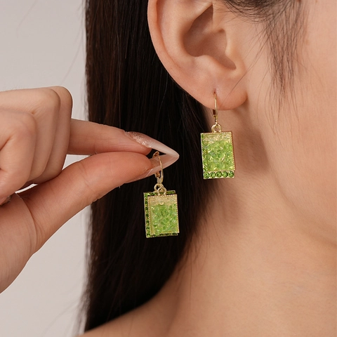 Elegante Blad En Vierkante Druppeloorbellen Voor Dames Groene Strass Geometrische Goud Legering Sieraden Met Stalen Stift