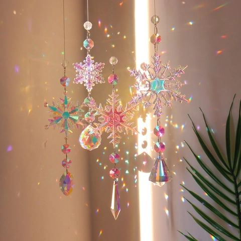 Snowflake Crystal Suncatcher K9 Prism Rainbow Maker Hanging Ornament Window Decor Christmas Gift