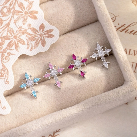 Kruis Oorkraakbeen Stud Titanium Staal Micro Pave Zirkoon Schroefsluiting Piercing Oorbel Voor Dames Heren Mode