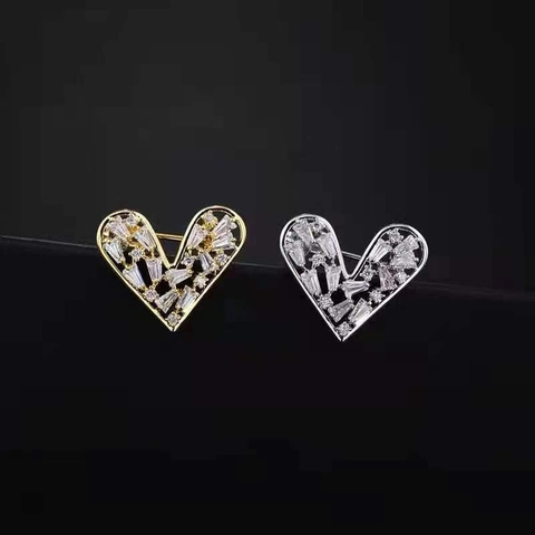 Spilla A Forma Di Cuore Lega Svuotata Strass Scintillanti Spilla Da Colletto Fibbia Per Sciarpa Gioielli Da Donna Elegante
